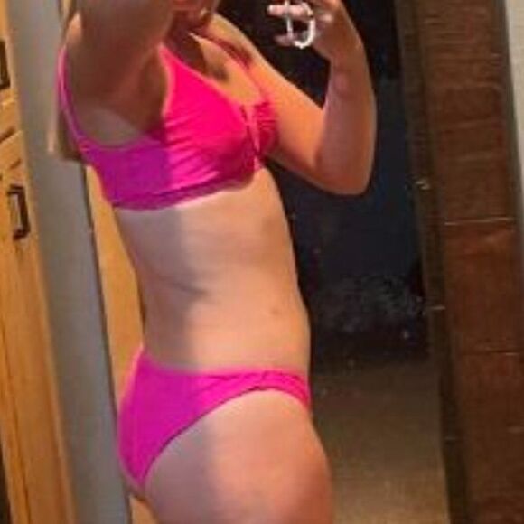 Swim Sale Pink V-Shaped Two Peice Bikini in Magenta size M - Picture 13 of 16